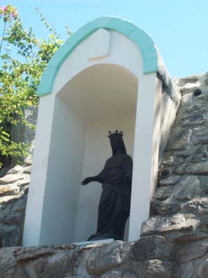 Vierge Noire, Rivière des Pluies