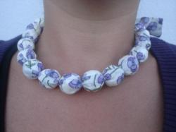 Photo d'ensemble collier court