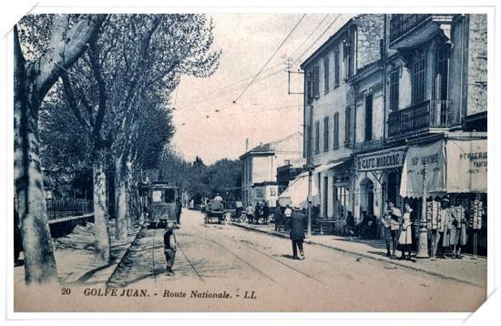 Belle CPA anim�e �crite mais non dat�e