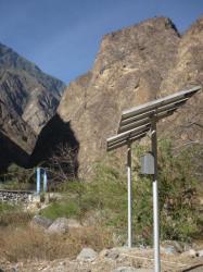 installation solaire campement chemin Choquequirao Peru