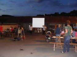 Une projection en plein air &agrave; la Chapelle-Monthodon (13 juillet)