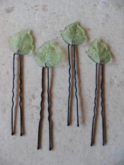 Epingles cheveux feuilles vertes.